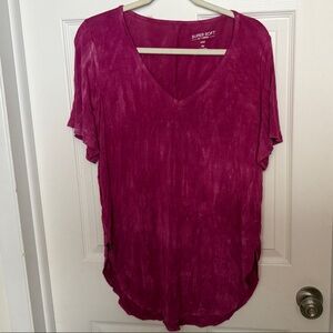 Torrid Fuchsia V-Neck Short Sleeve Tee